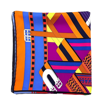 Pre-Owned Hermès "Double Sangle" 90cm Silk Carré Scarf SZ3102607238199