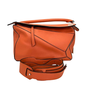 Pre-Owned LOEWE Medium Puzzle Bag in orange SZ3032606274818