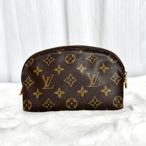 Pre-Owned Louis Vuitton Monogram Canvas Cosmetic Pouch (2003) /N25208649