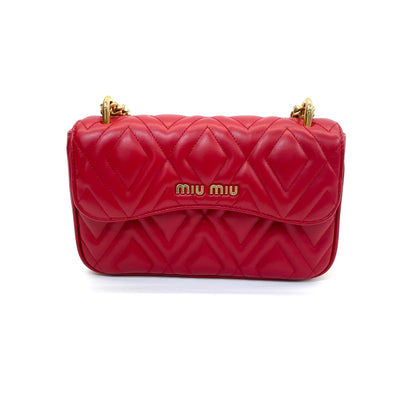 Pre-Owned Miu Miu Red Matelassé Leather Chain Shoulder Bag
