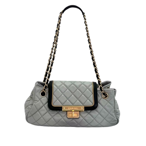 Pre-Owned Chanel East West Accordion Flap Bag SZ3032607163512