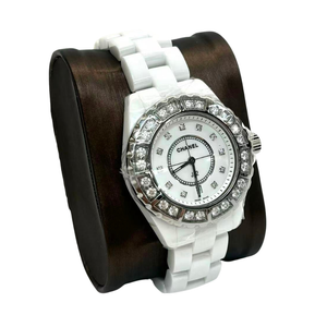 Pre-Owned Chanel J12 White Ceramic Diamond-Set Watch N23387385