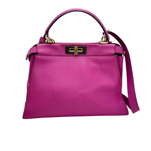 Pre-Owned Fendi Peekaboo, a signature model characterized by its twist-lock closure and dual-compartment structure  SZ3022607030509