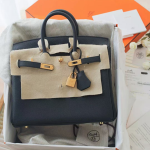 Pre-Owned Hermès Birkin 25 (often referred to as the "Baby Birkin") from 2021 SZ101038
