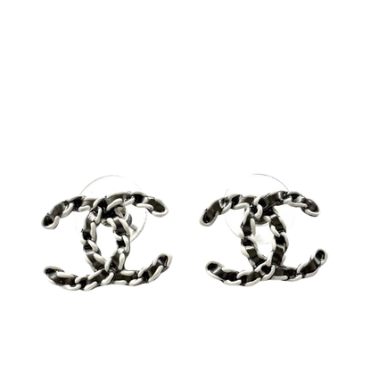 Pre-Owned Chanel 22P Black &amp; Silver Leather-Woven Chain Double-C Stud Earrings SZ3032512151046