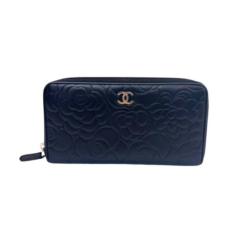 Pre-Owned Chanel Camellia Black Lambskin Long Zip-Around Wallet N23913136