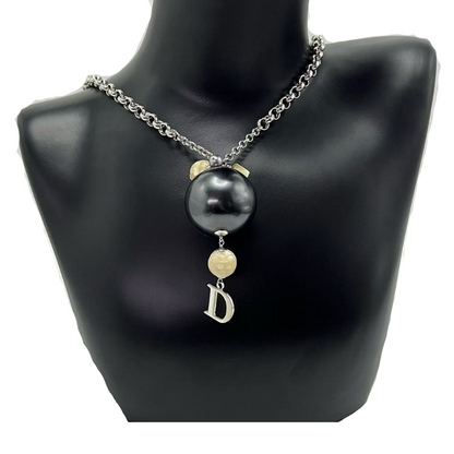 Pre-Owned DIOR Pearl Mosaic Mother-of-Pearl Pendant Necklace SZ3032511273651