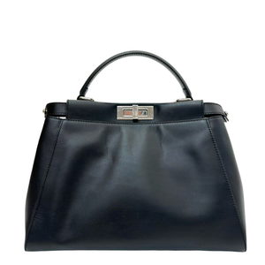 Pre-Owned Fendi Peekaboo Iconic Medium in black calfskin N23368976