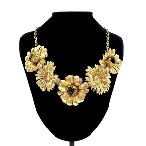 Pre-Owned Gucci Floral statement necklace SZ3022603081342