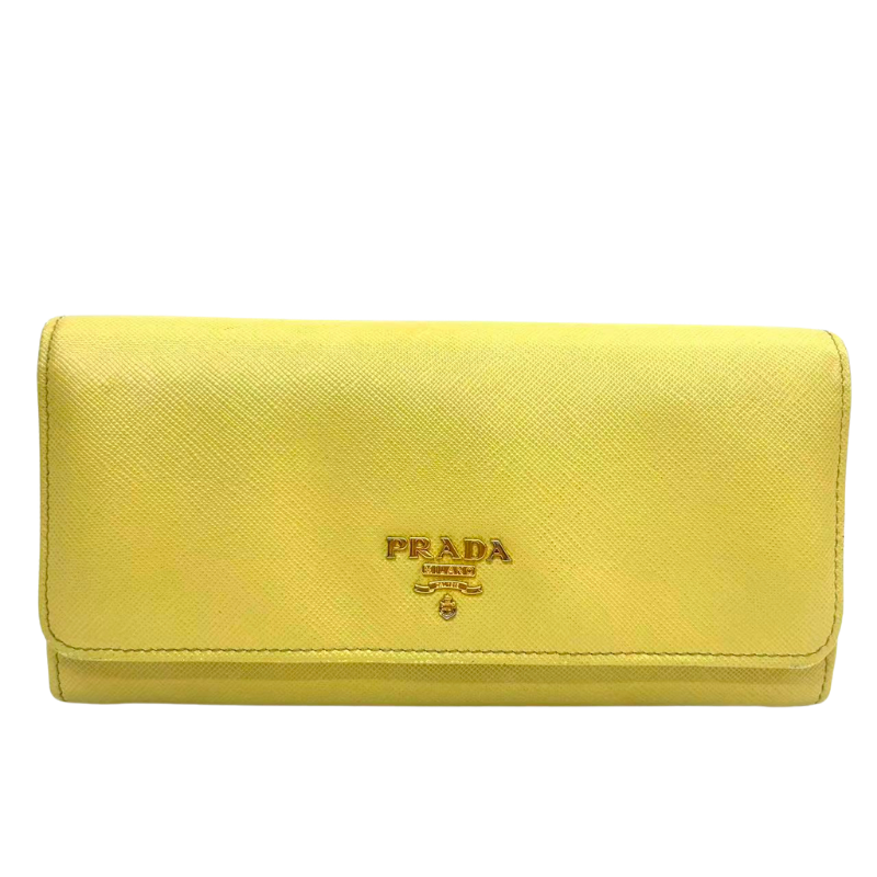 Pre-Owned Prada long flap wallet is crafted from Saffiano leather N23571880