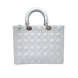 Pre-Owned Dior Lady Dior (2011 model) in the Large size SZ3102605213584