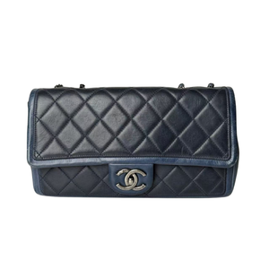 Pre-Owned Chanel Medium Bicolor Graphic Flap Bag
