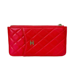 Pre-Owned Chanel Quilted Leather Flat Wallet Pouch N22038666