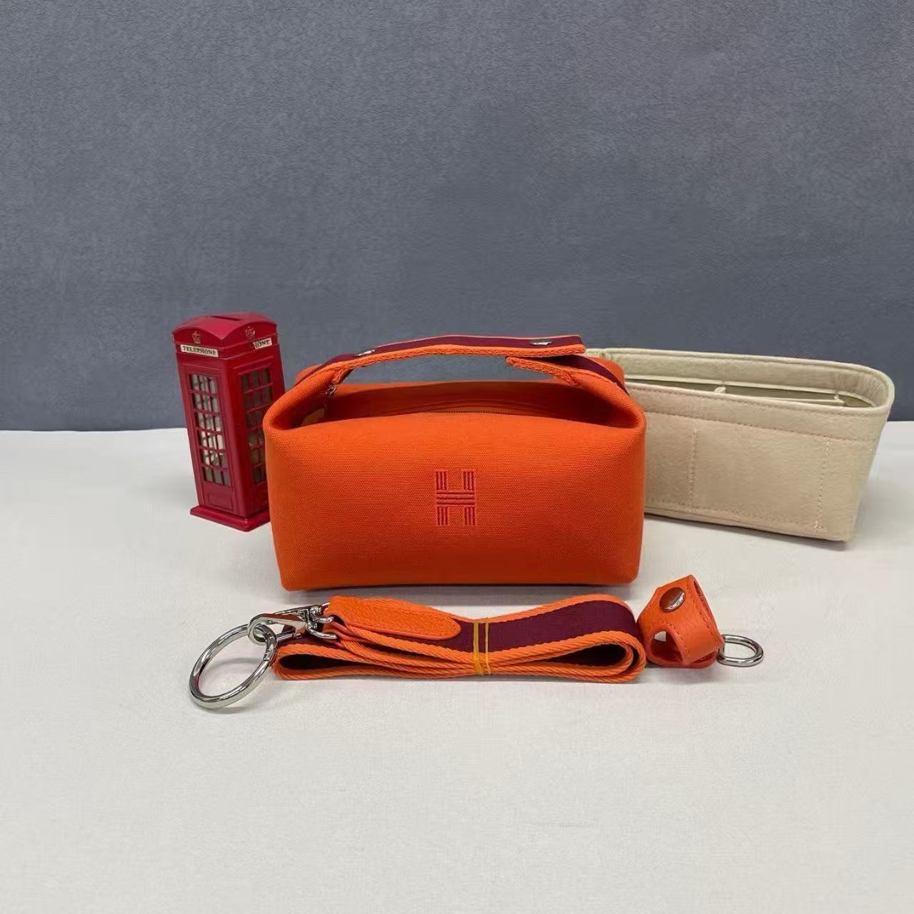 Pre-Owned Hermès Orange "Lunchbox" Bag