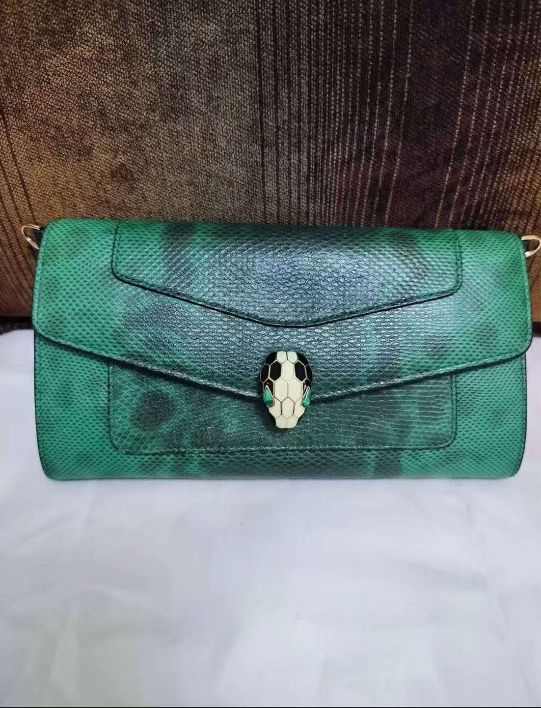 Pre-Owned BVLGARI Serpenti Long Wallet