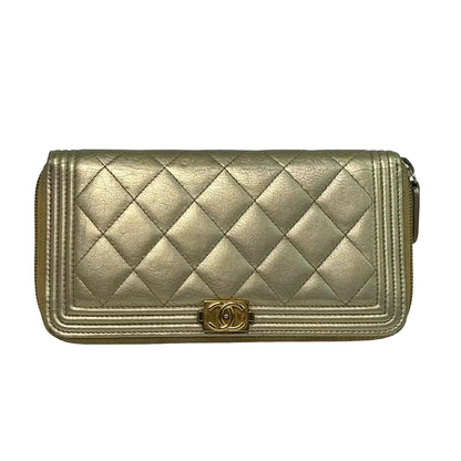 Pre-Owned Chanel Le Boy Gold Wallet