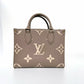 Pre-Owned Louis Vuitton Onthego "Jungle" Bag