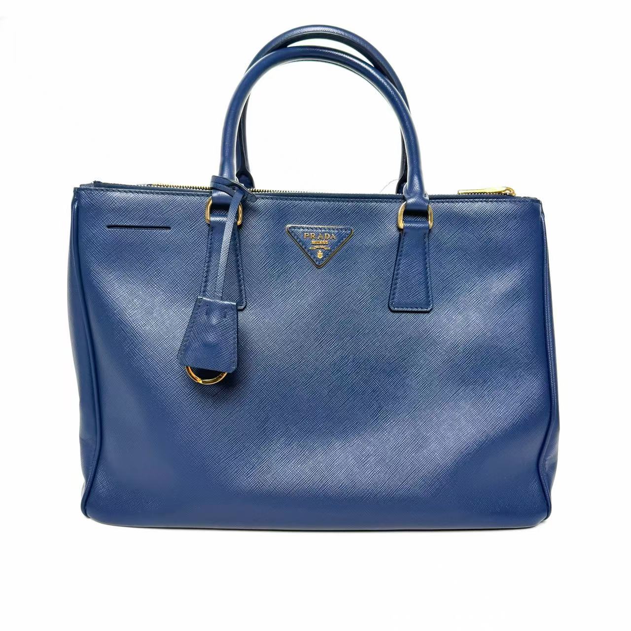 Pre-Owned Prada 9-inch cross-grain calfskin blue "killer" handbag/crossbody bag