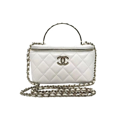 Pre-Owned Chanel pebbled leather chip-print platinum lunchbox bag