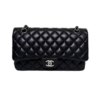 Pre-Owned Chanel Classic Flap Medium Model 2018 Color Black