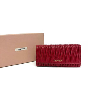 Pre-Owned Miu Miu Classic Long Flap Wallet N22427058