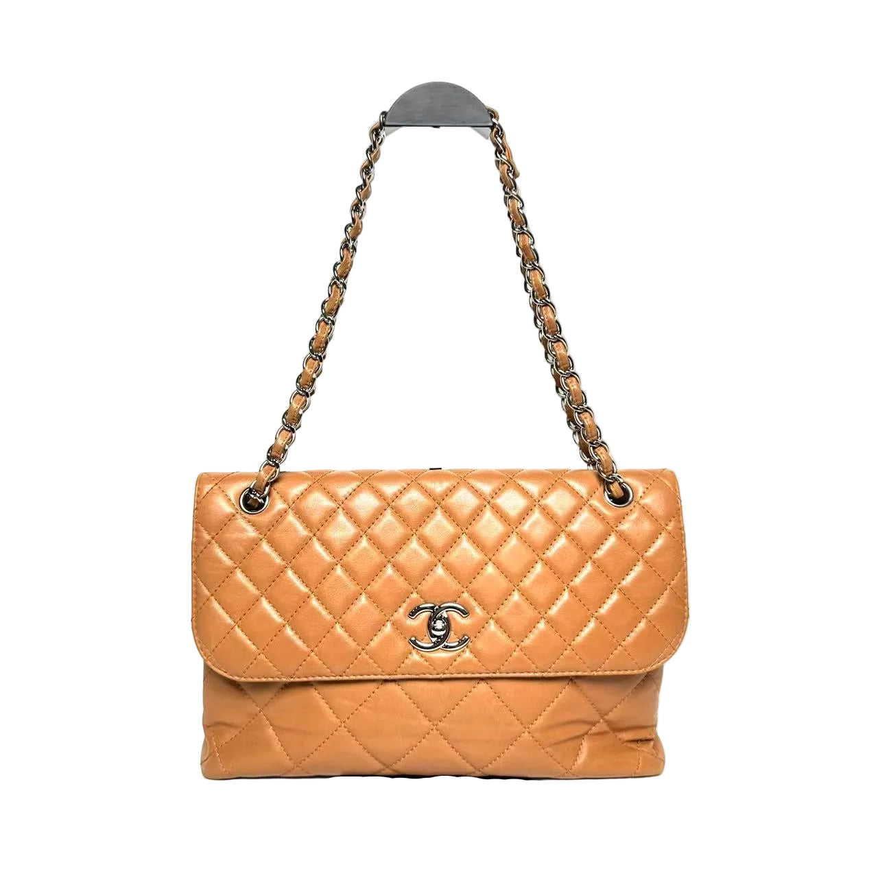 Pre-Owned Chanel "In The Business" Flap Bag N18765848