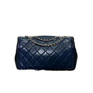 Pre-Owned Chanel Bicolor Graphic Medium Flap Bag N21423762