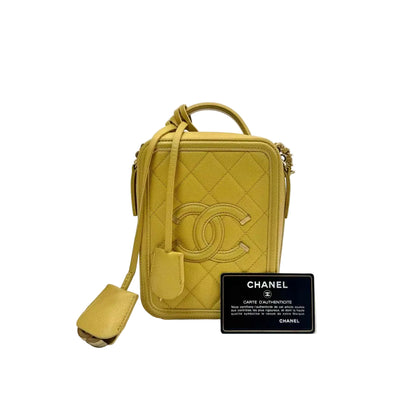 Pre-Owned Chanel CC Filigree Vertical Vanity Case in yellow N23110082