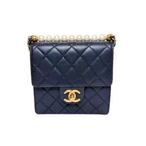 Pre-Owned Chanel Pearl Top Handle Flap Bag N21503638