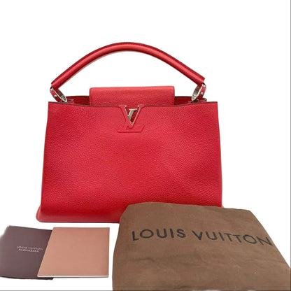 Pre-Owned Louis Vuitton Capucines MM N23302301