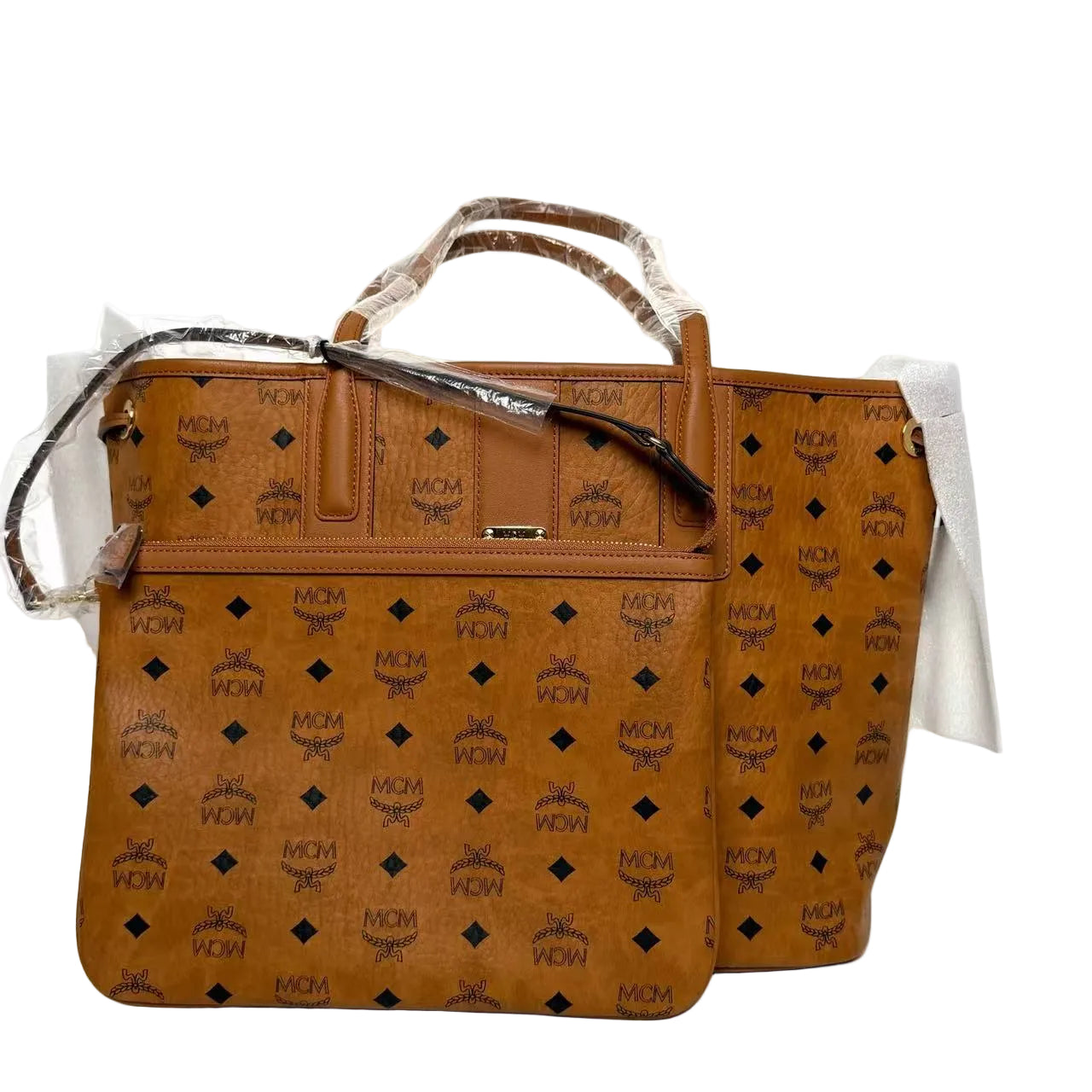 Pre-Owned MCM Liz Reversible Shopper in Medium Size