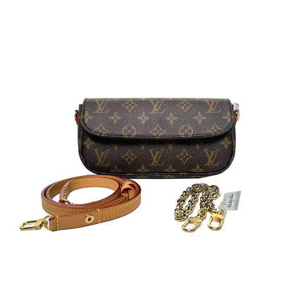 Pre-Owned Louis Vuitton (LV) Ivy Wallet on Chain