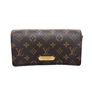 Pre-Owned Louis Vuitton Wallet on Chain Lily (M82509)