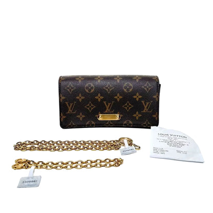 Pre-Owned Louis Vuitton Wallet on Chain Lily (M82509)