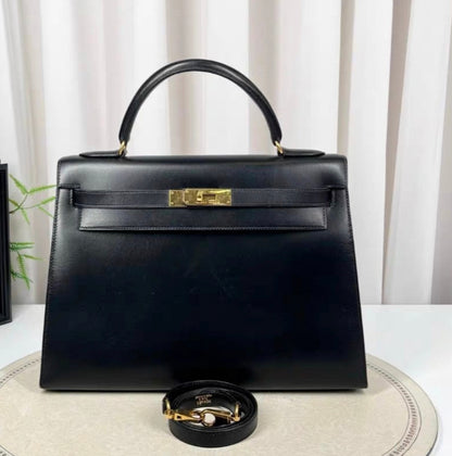 Hermès Kelly 32, Circle X Stamp, Black Box Leather with Gold Hardware (N23430159)