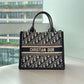 Pre-Owned Dior Blue Embroidered Classic Oblique Book Tote with Strap SZ3072607050976