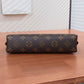 Pre-Owned Louis Vuitton Monogram Cosmetic Pouch  SZ6042607214348