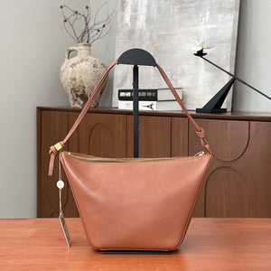 Pre-Owned LOEWE Hammock Hobo Bag Tan Mini