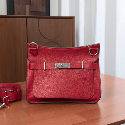 Pre-Owned HERMÈS Jypsiere 31 Rouge Casaque Clemence Leather | Palladium Hardware | Q Stamp