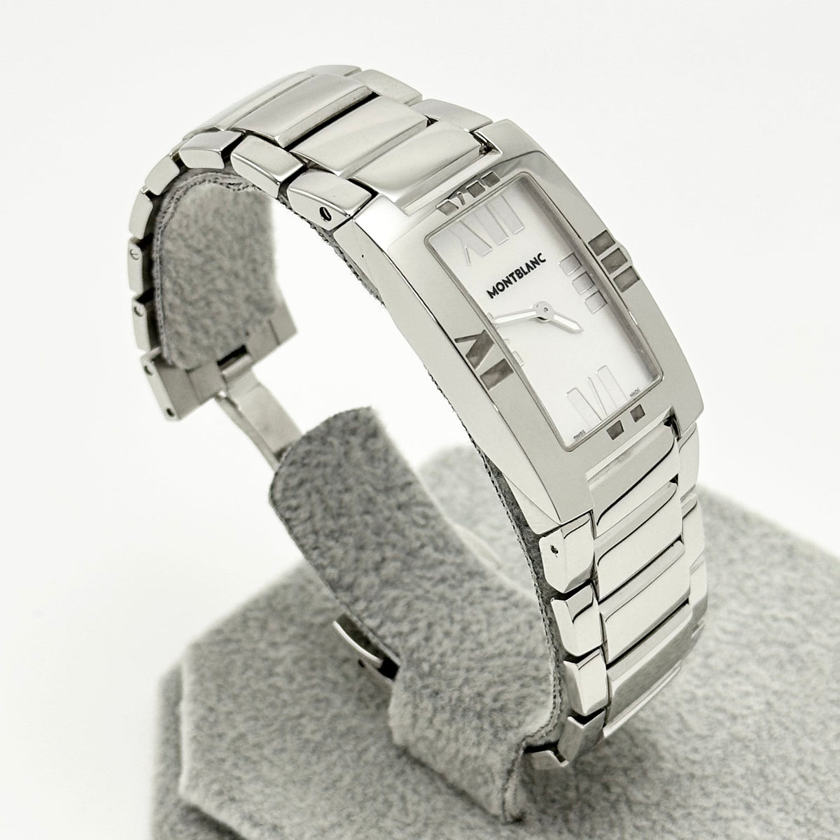 Pre-Owned Montblanc Profile U0104291 Steel Quartz S1499