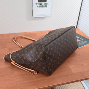 Pre-Owned Louis Vuitton Neverfull GM Monogram Tote