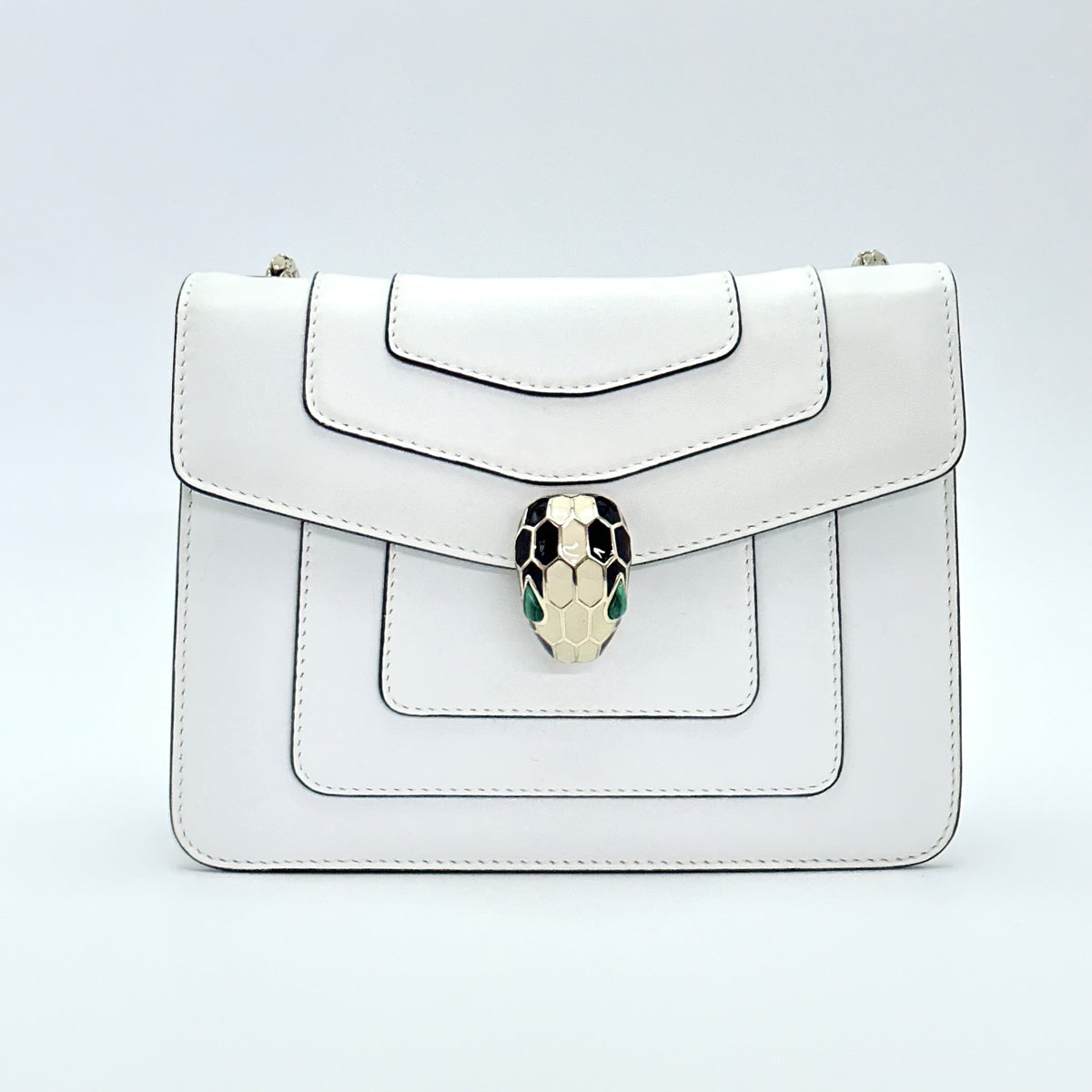 Pre-Owned BVLGARI Serpenti Forever Bag White with Gold Hardware