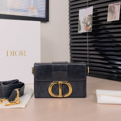 Pre-Owned Dior 30 Montaigne Mini Box Bag Black with Gold Hardware