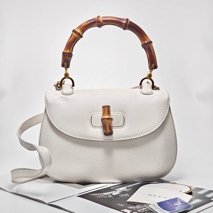 Pre-Owned Gucci 1947 Bamboo Bag Medium White with Gold Hardware