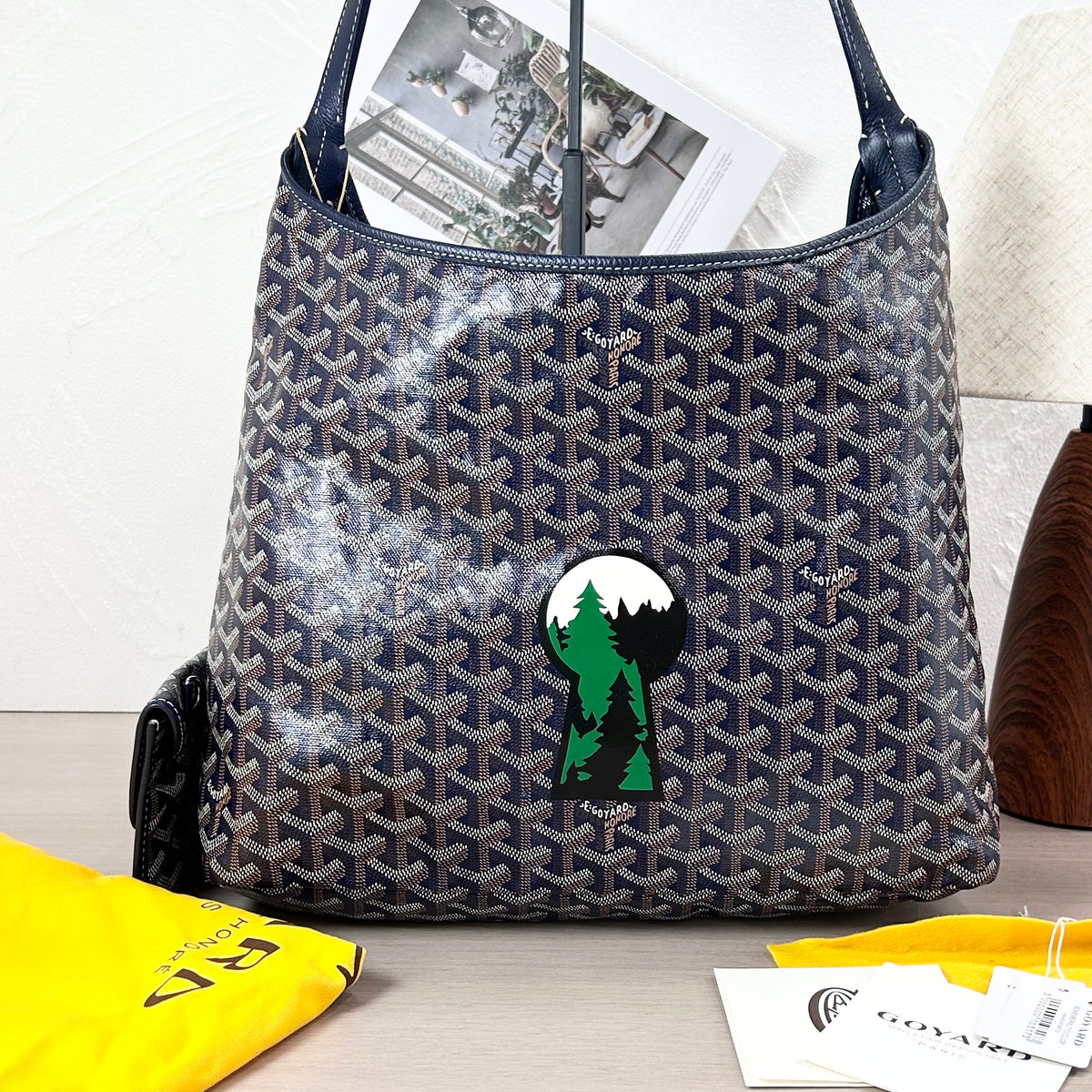 Pre-Owned Goyard Hobo Bag Deep Blue Chevron Print
