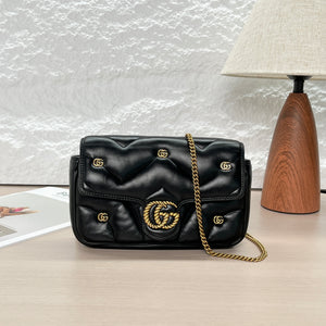Pre-Owned Gucci GG Marmont 22 Bag Black with Gold Hardware