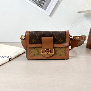 Pre-Owned Louis Vuitton Dauphine Bumbag Monogram