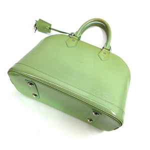 Pre-Owned Louis Vuitton Alma Epi Leather Green with Silver Hardware