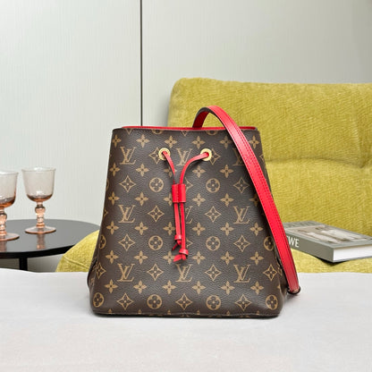 Pre-Owned Louis Vuitton Monogram Bucket Bag with Red Trim
