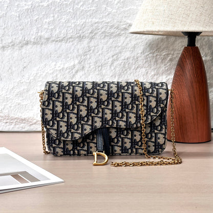 Pre-Owned Dior Saddle Bag Medium Oblique Canvas with Gold Hardware